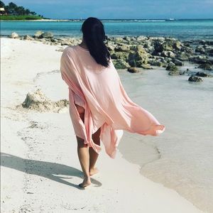 Pink flowy beach cover up 🏖